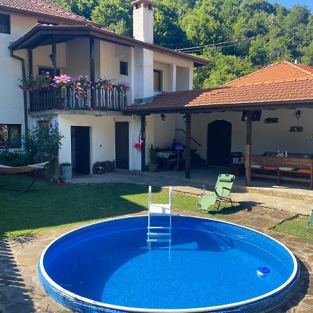 Hotel Yovkovata Kyshta Chiflik Esterno foto