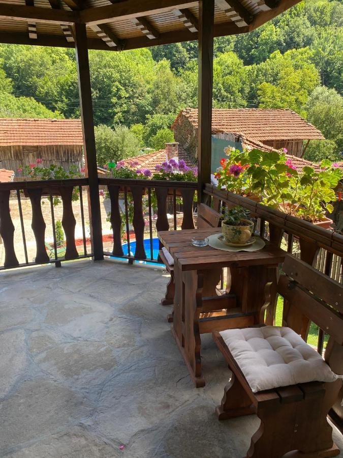 Hotel Yovkovata Kyshta Chiflik Esterno foto