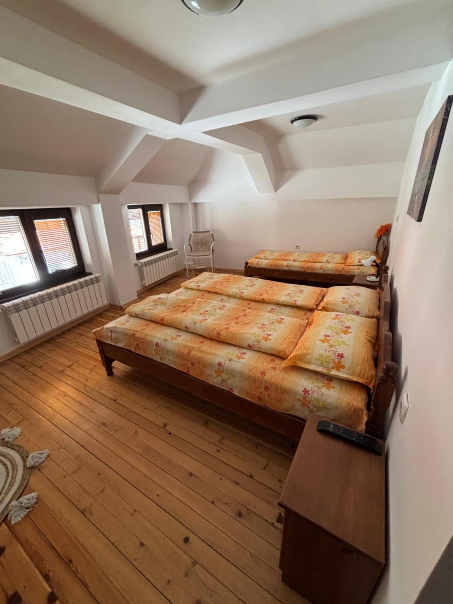 Hotel Yovkovata Kyshta Chiflik Esterno foto